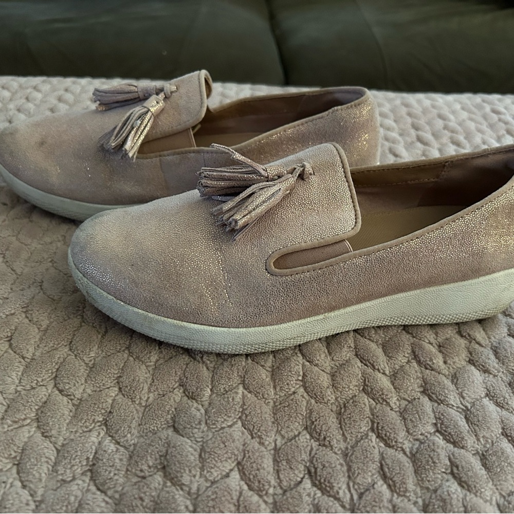 FIT FLOP Pink Metallic Tassel Loafers SHOES women size 7 Comfortable Slip-on